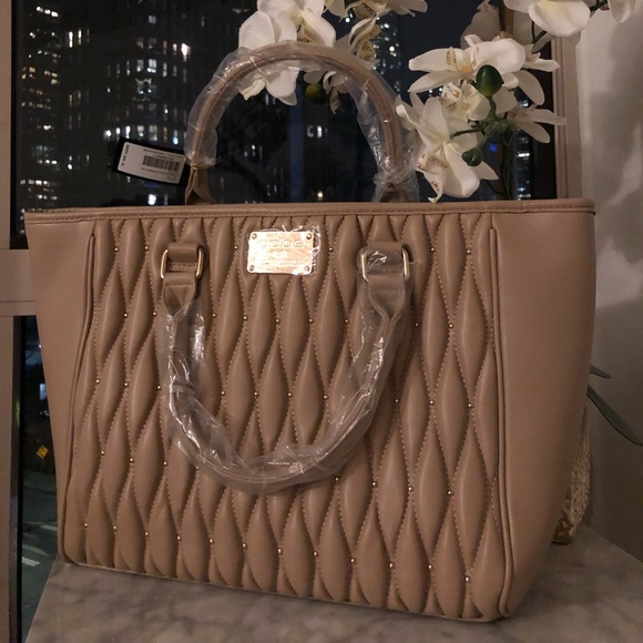 💎New Bebe Diamond Quilted Tote Bag 💎 - Picture 7 of 8